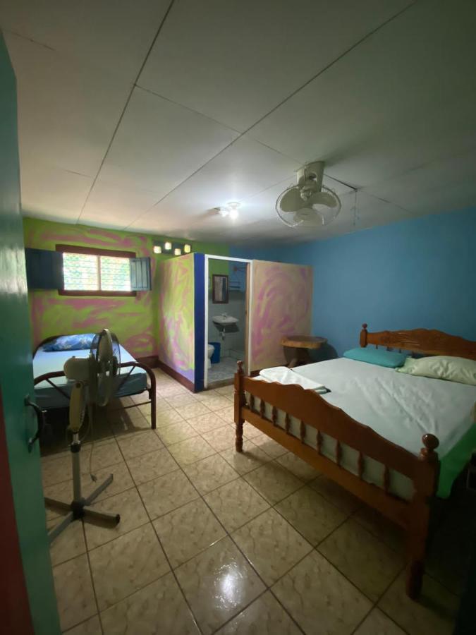Hostal Maria Rivas Exterior photo